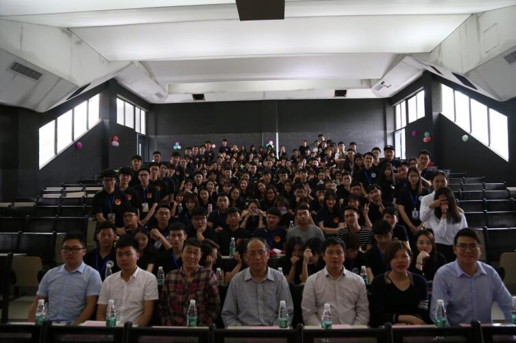 表彰大会01.jpg