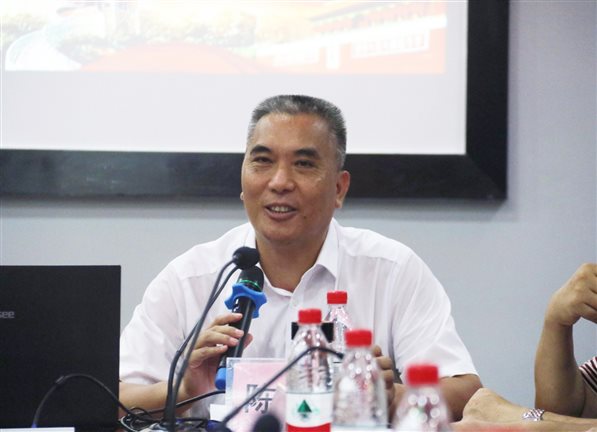 E:\年度分学期材料\2019下\行政\告白祖国活动\9.18思政部集体备课照片\9.18思政部集体备课照片\3.jpg