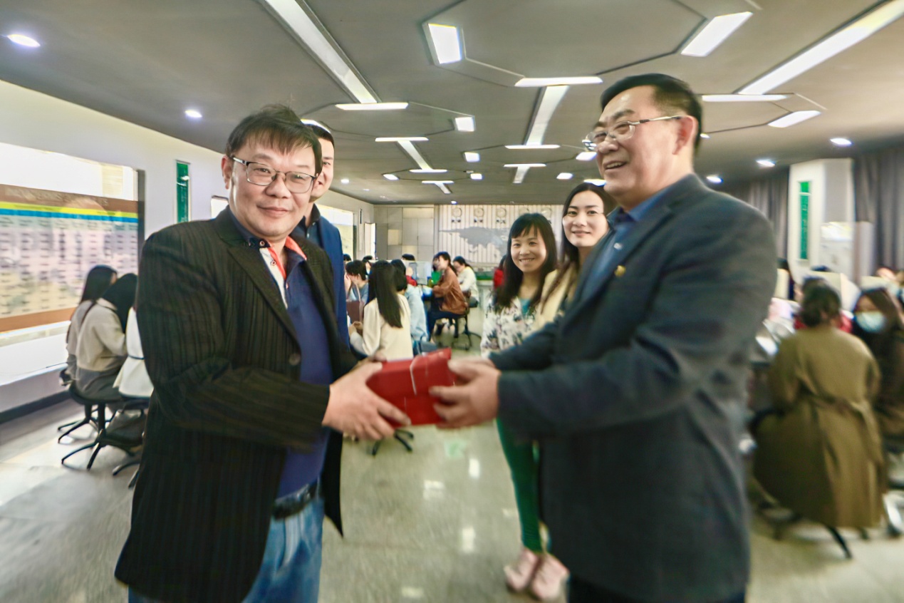 林书记.jpg