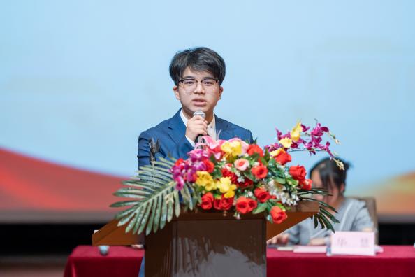 D:\桌面\学代会\新闻照片\8.jpg8