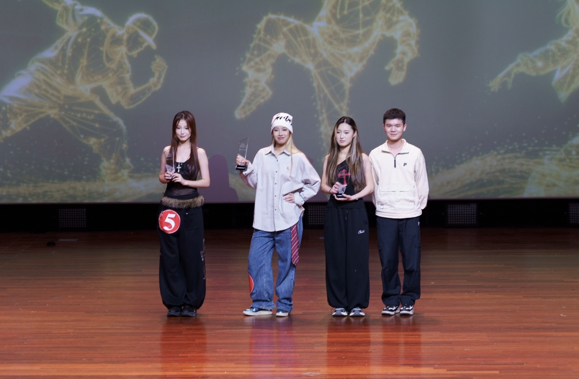 831354488fdf9cab756387e74583448b