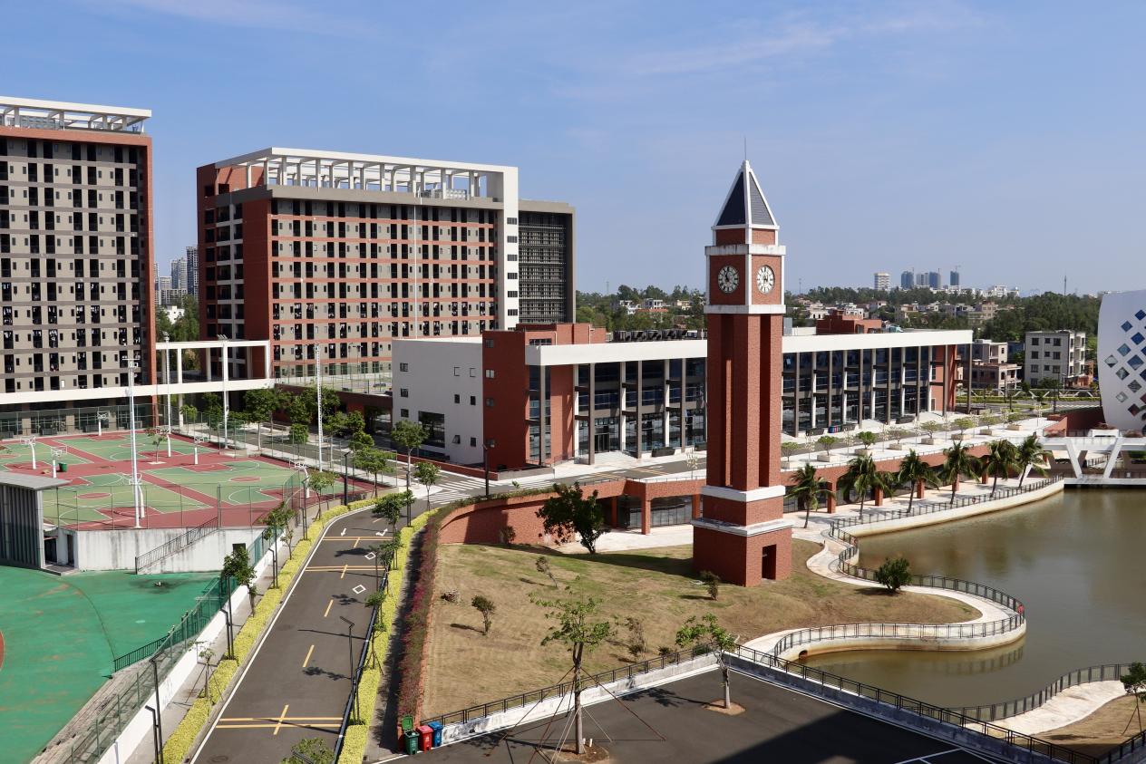 多角度看滨海钟楼3 多角度看滨海钟楼3