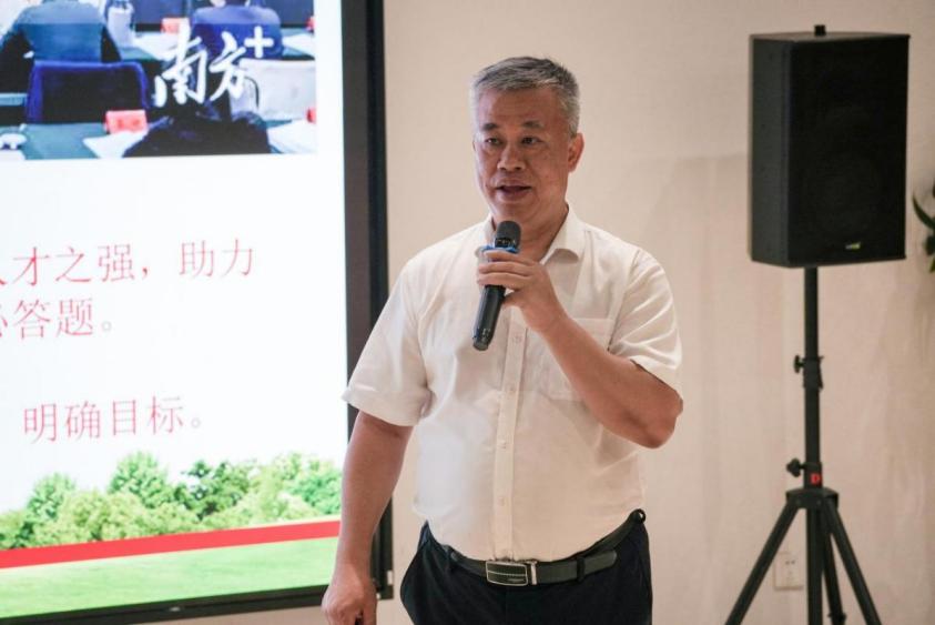 冯书记 (2)