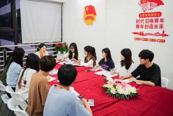 2a7d3a91feeb4f1131df78ee697b65dc